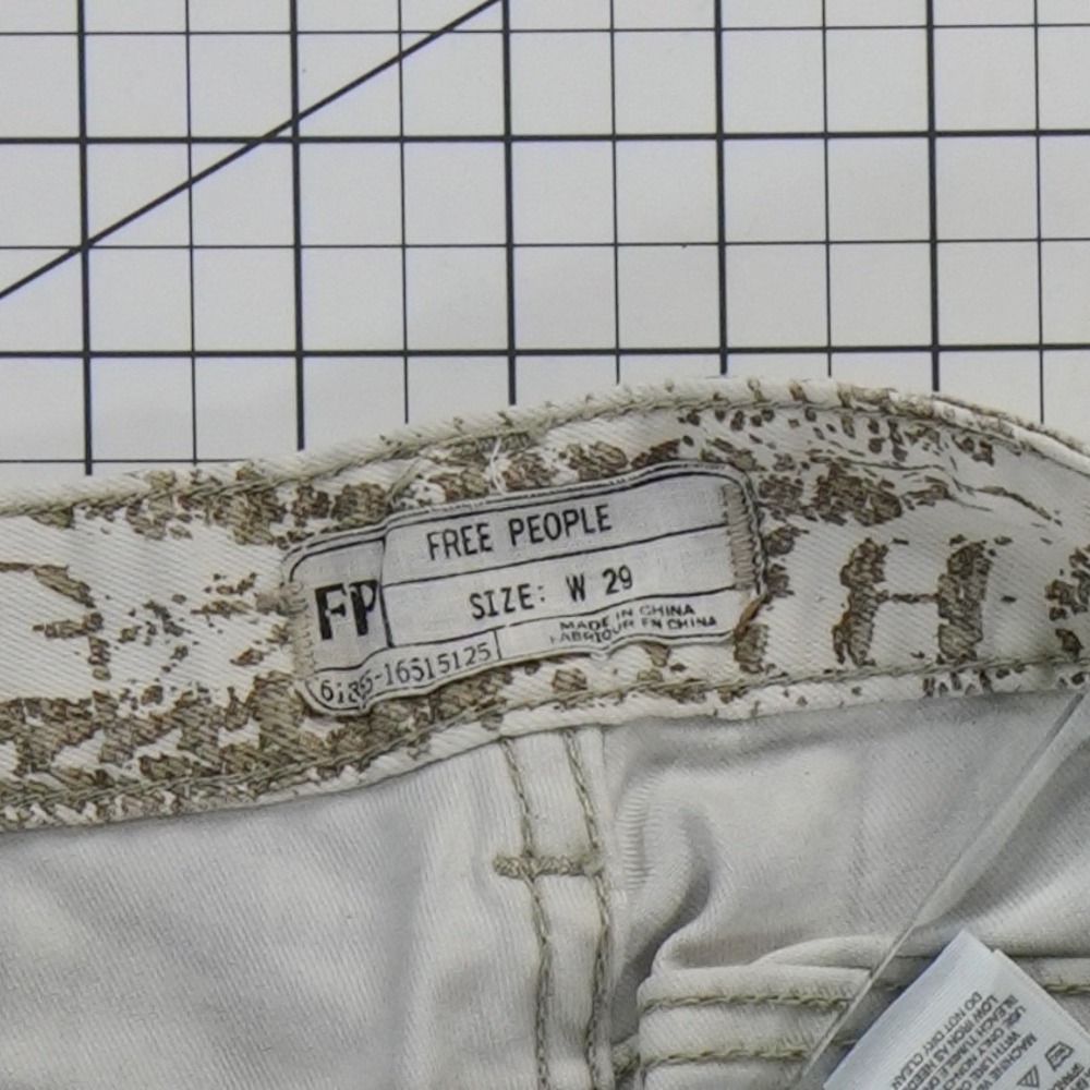 Free People Skinny Jeans Women's Size 29 Gold Metallic Leaf Print Ankle Zip Edgy - Picture 5 of 9